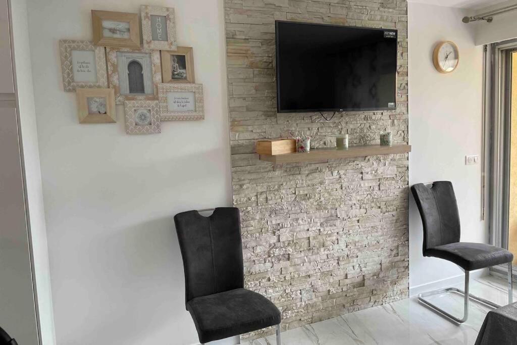 Les Coriandre Apartment Кавалере-сюр-Мер Екстериор снимка